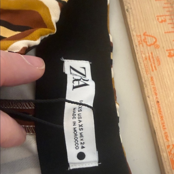 Zara Brown Printed Flare High Waist Geometric Art Deco Size XS - Picture 5 of 10